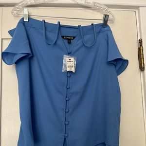 Express off the shoulder, top. Medium
